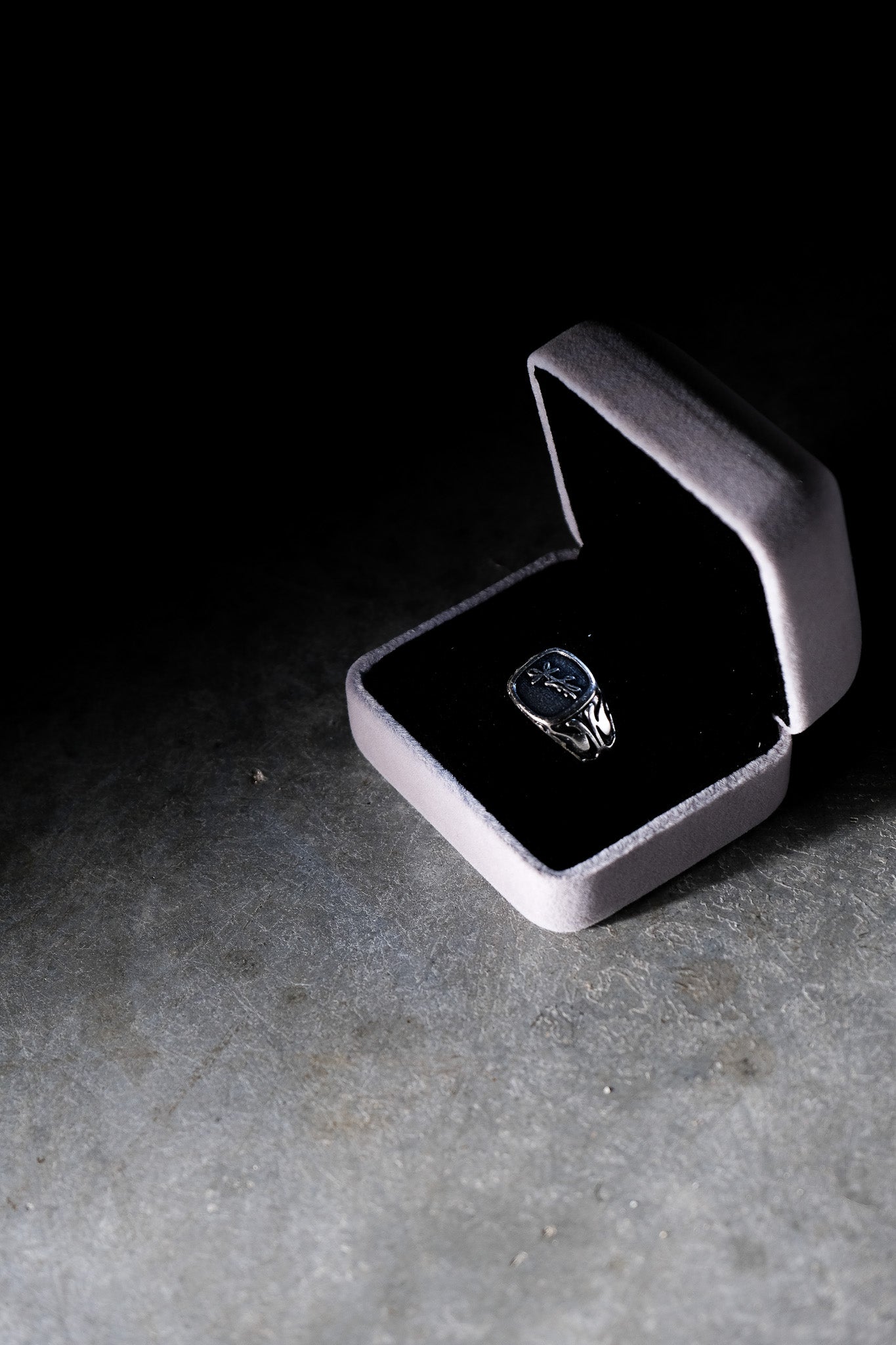 Logo Ring