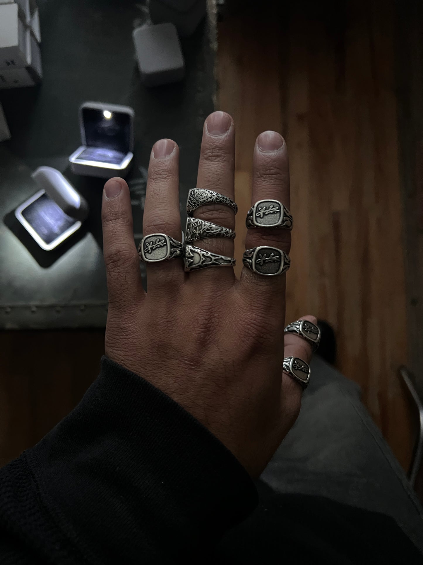 Logo Ring