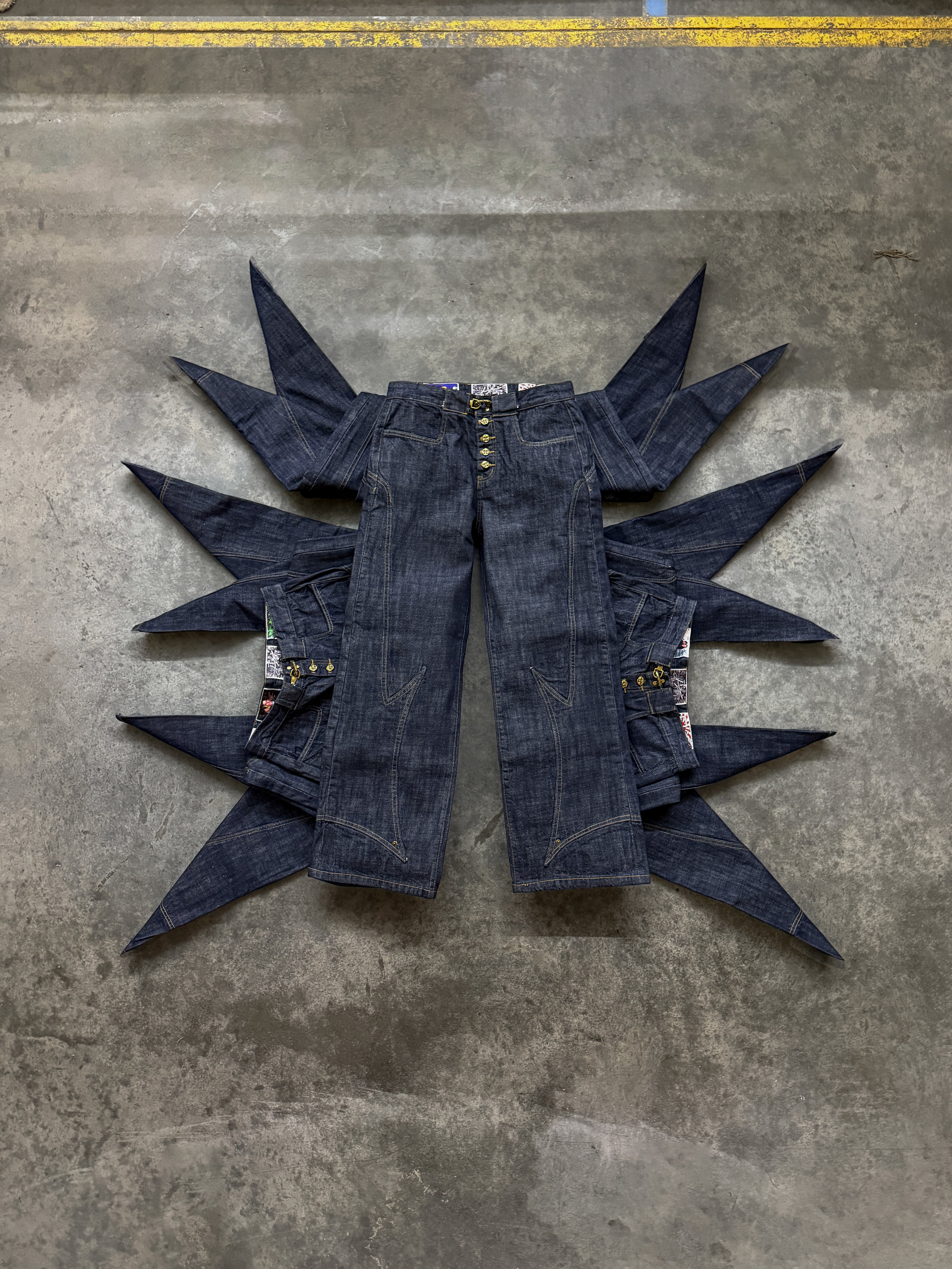 Ebony v8 [RAW SELVEDGE] - [14OZ]