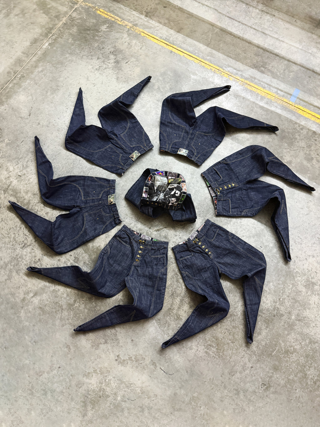 Ebony v8 [RAW SELVEDGE] - [14OZ]